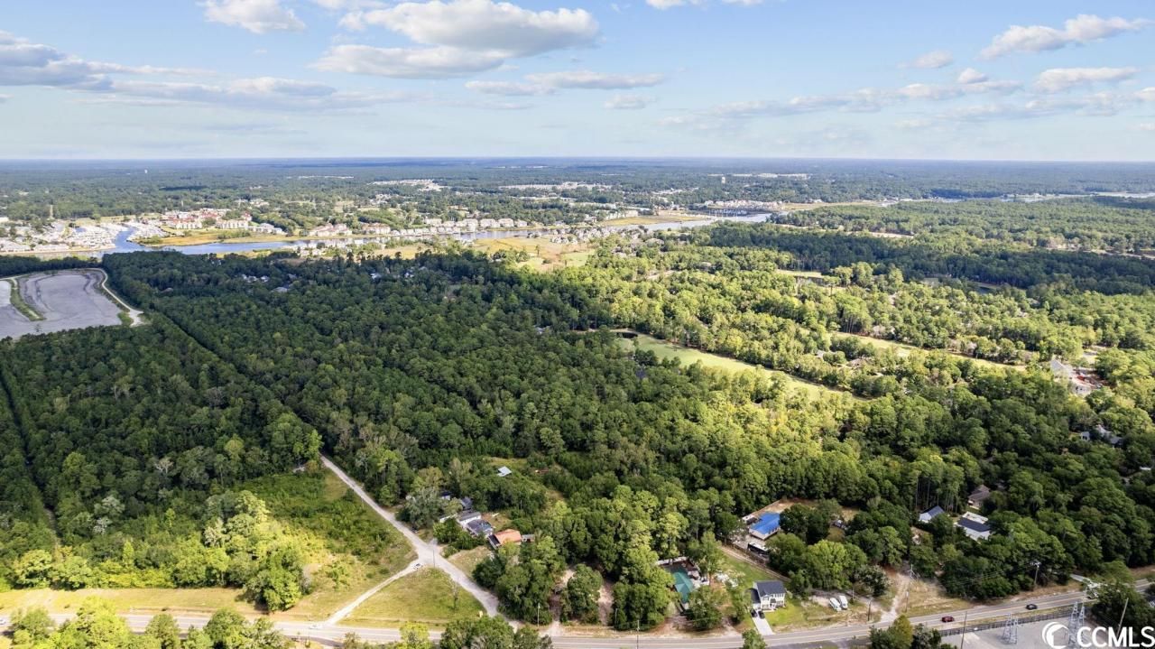 Victoria Falls Ln. Photo 16