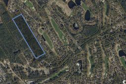 Victoria Falls Ln. photo 4