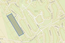 Victoria Falls Ln. photo 4