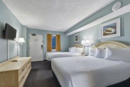 201 77th Ave. N photo 4