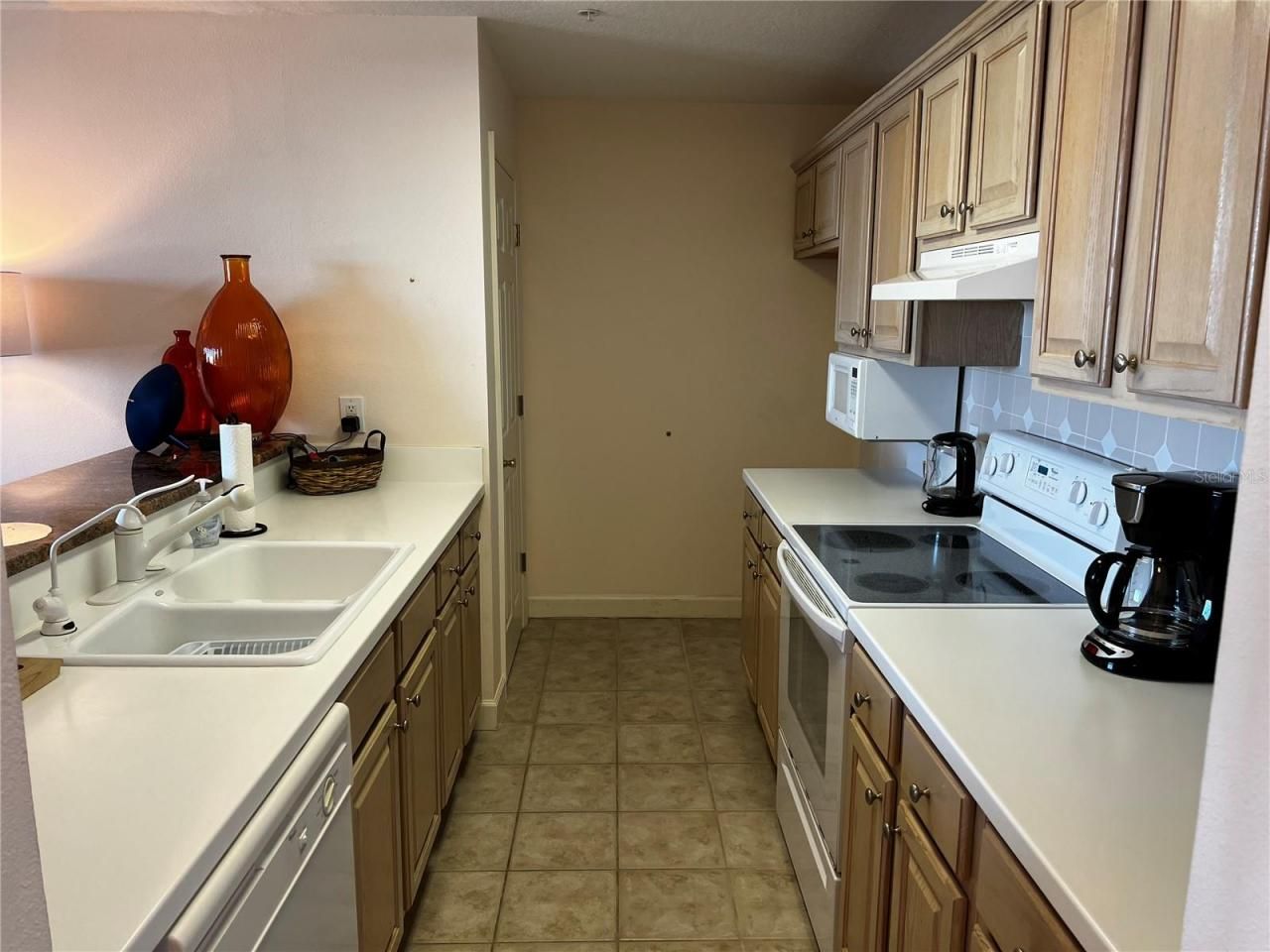 750 N Tamiami Trail, Unit 916, Sarasota, FL 34236 Photo