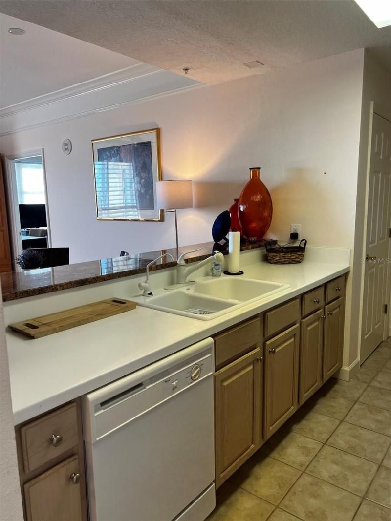 750 N Tamiami Trail, Unit 916, Sarasota, FL 34236 Photo