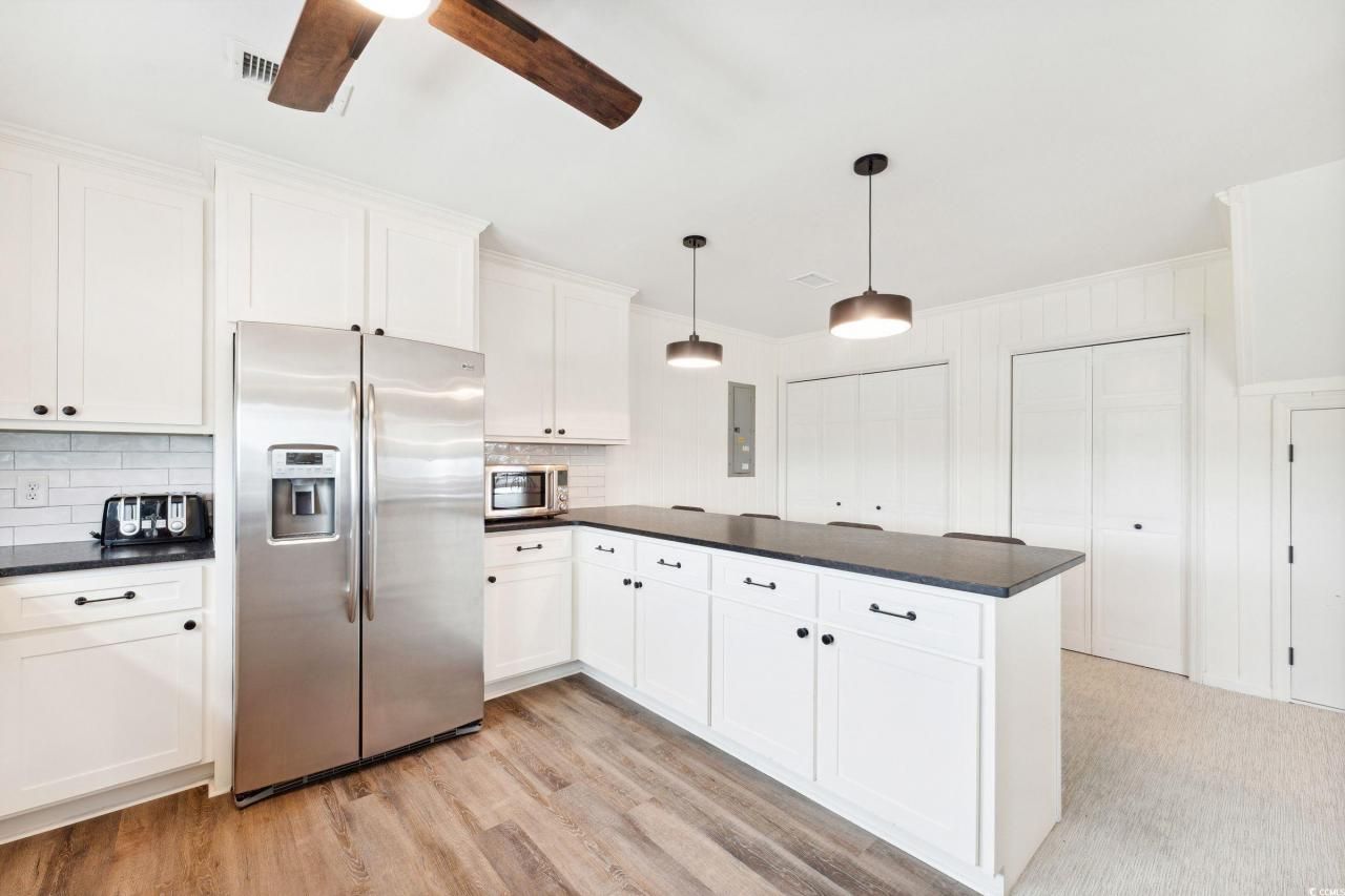 766 Springs Ave. Photo 11