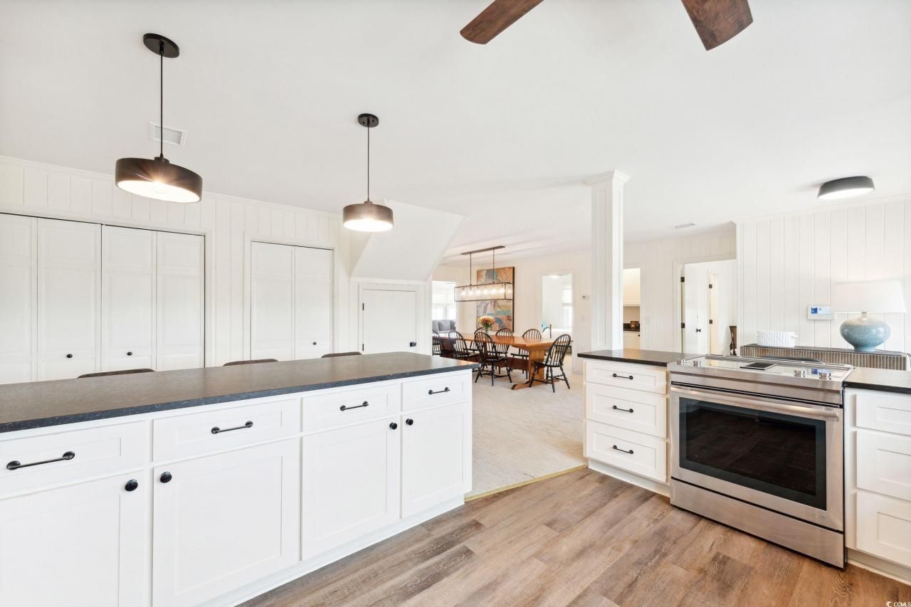 766 Springs Ave. Photo 12