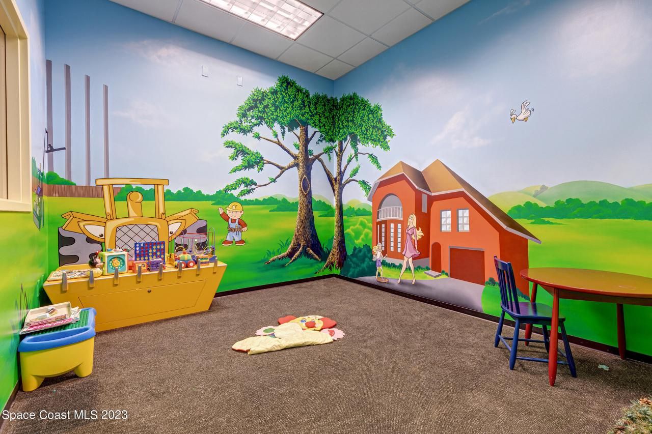 1850 E Merritt Island Causeway, Merritt Island, FL 32952 Photo