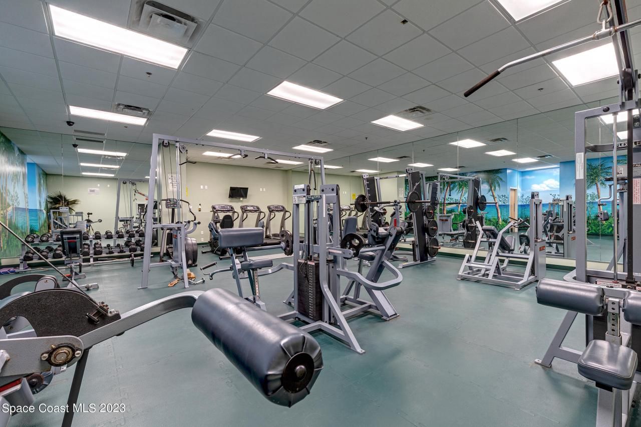 1850 E Merritt Island Causeway, Merritt Island, FL 32952 Photo