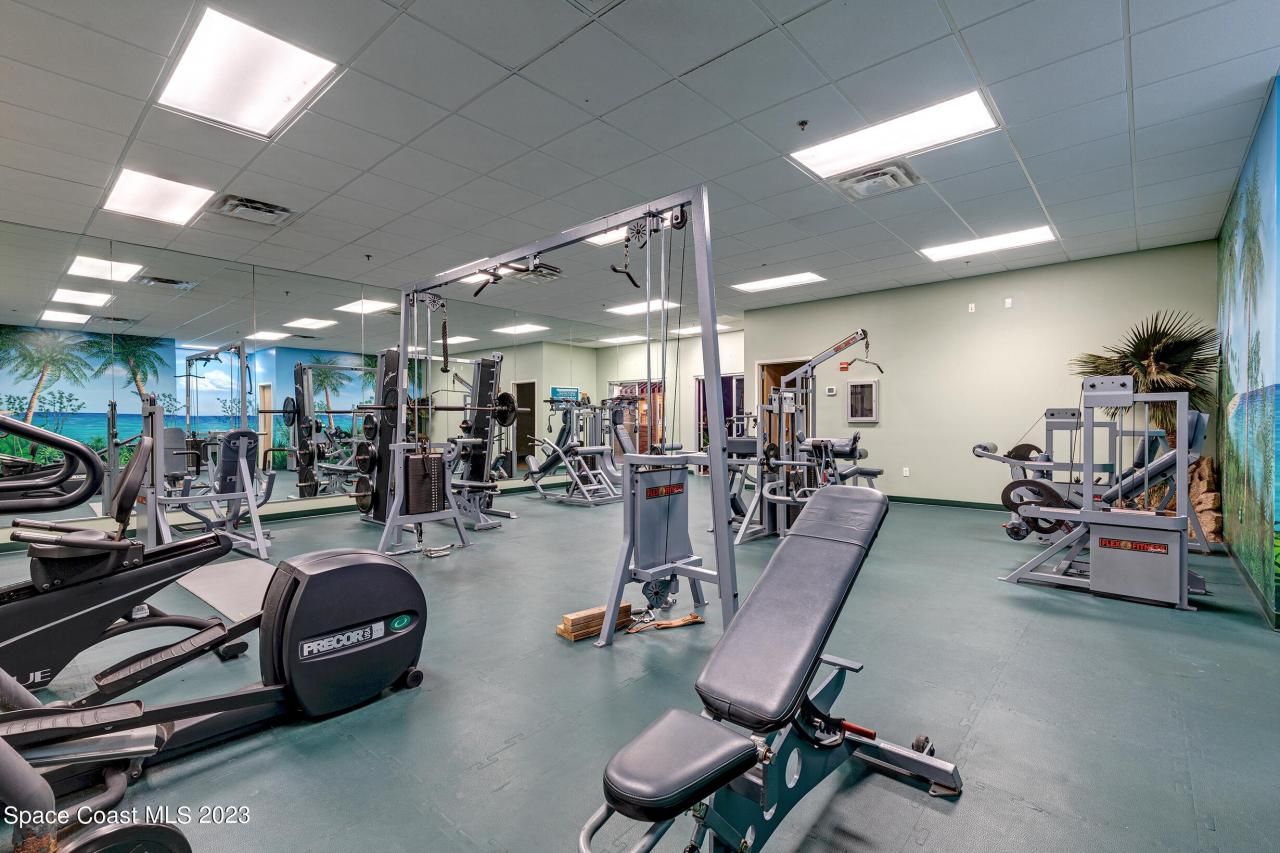 1850 E Merritt Island Causeway, Merritt Island, FL 32952 Photo