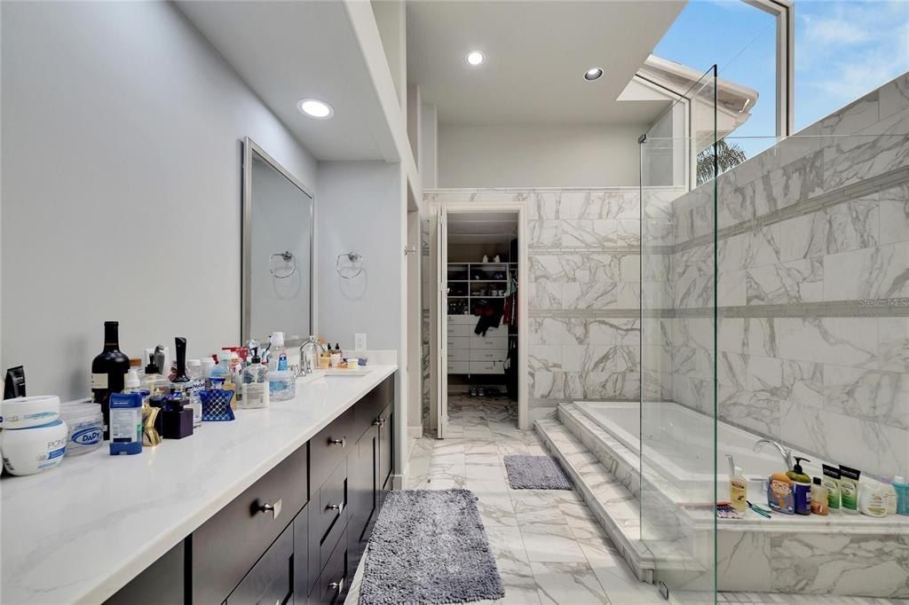 10301 Manta Way, Tampa, FL 33615 Photo