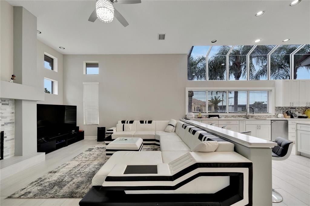 10301 Manta Way, Tampa, FL 33615 Photo
