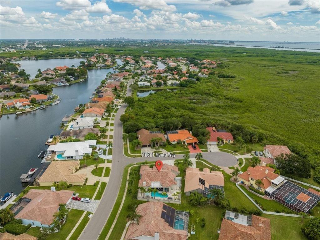 10301 Manta Way, Tampa, FL 33615 Photo