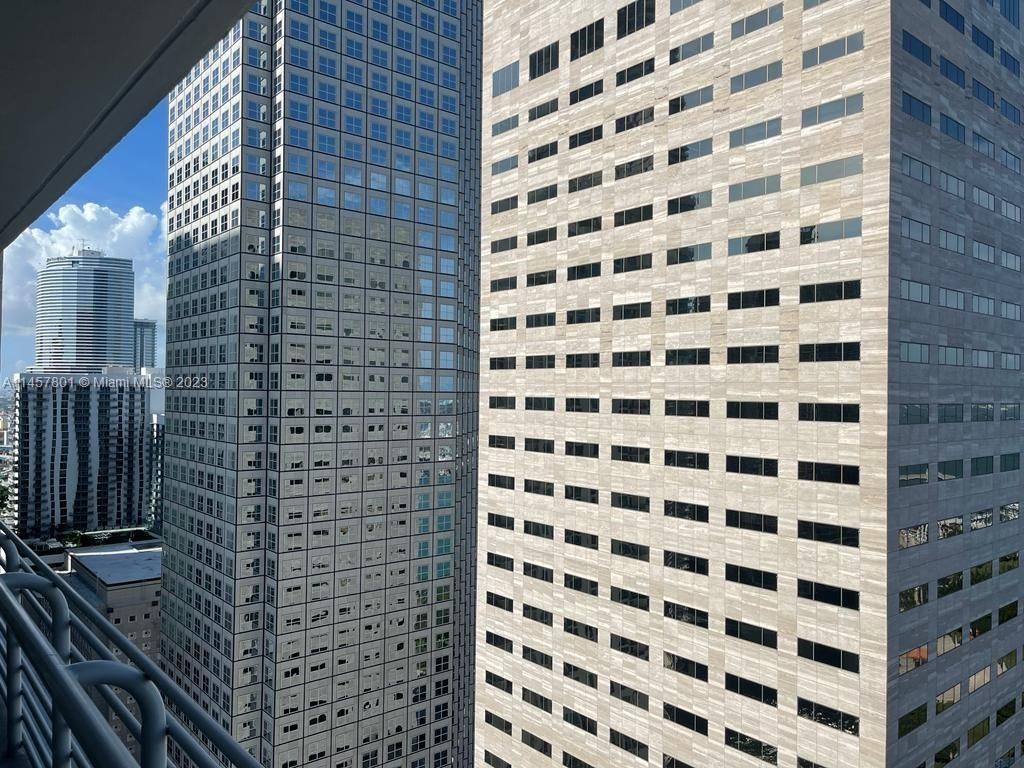 325 S Biscayne Blvd, Unit 3716, Miami, FL 33131 Photo