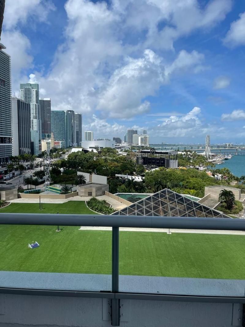 325 S Biscayne Blvd, Unit 3716, Miami, FL 33131 Photo