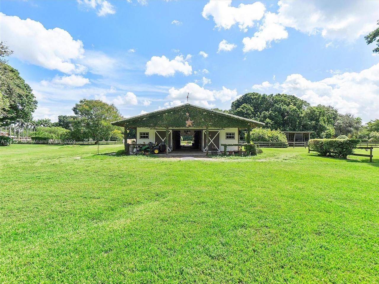 14490 Stirling Rd, Southwest Ranches, FL 33330 Photo