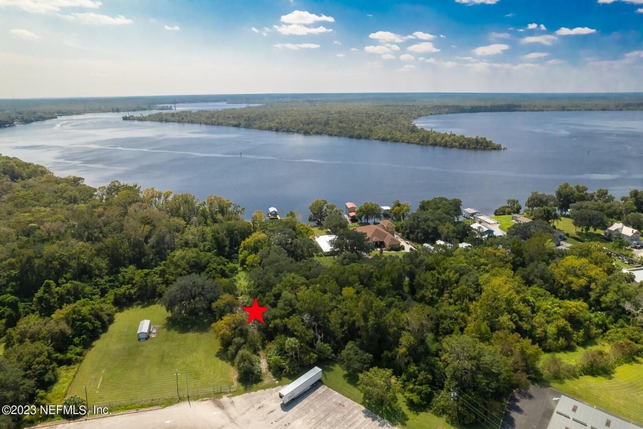 227 S Highway 17, East Palatka, FL 32131 Photo