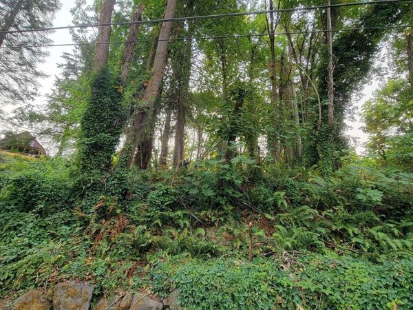 306 4th Av, Oregon City, OR 97045