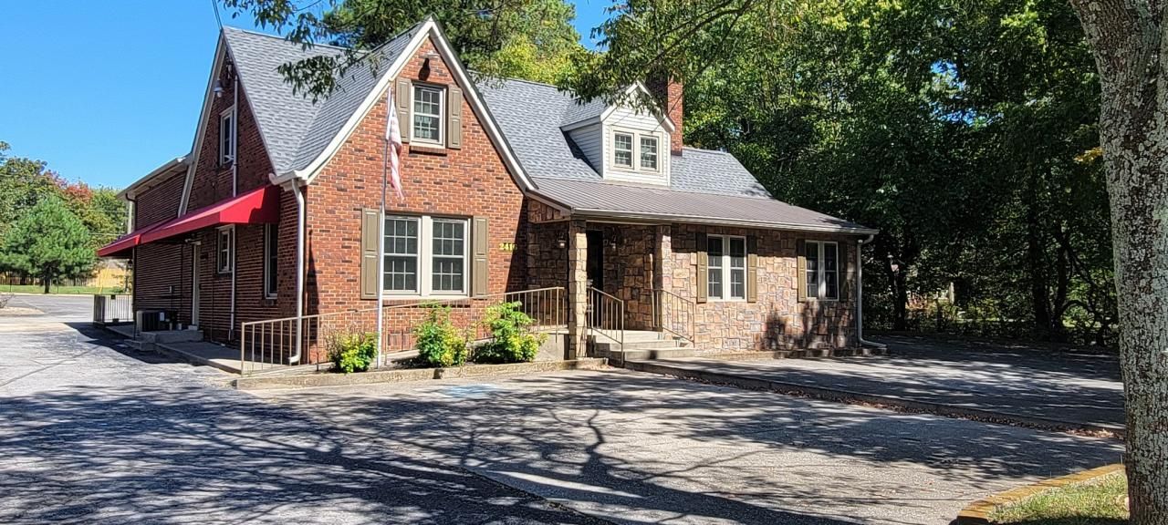 2416 Memorial Blvd, Springfield, TN 37172 Main Photo