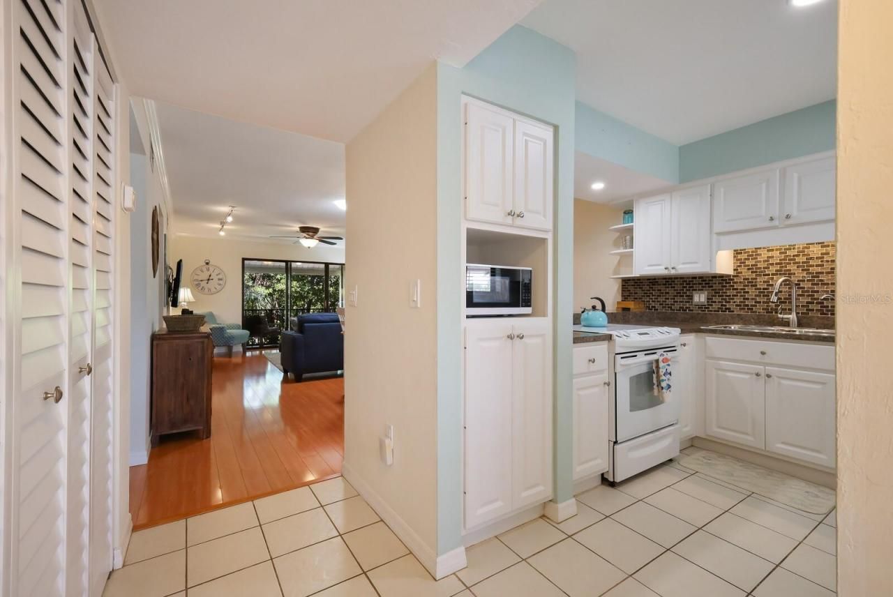 1801 Gulf Drive N, Unit 248, Bradenton Beach, FL 34217 Photo