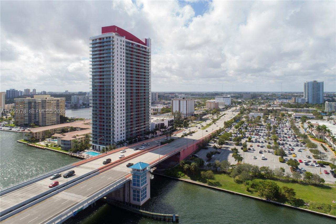 4010 S Ocean Dr, Unit R2206, Hollywood, FL 33019 Photo