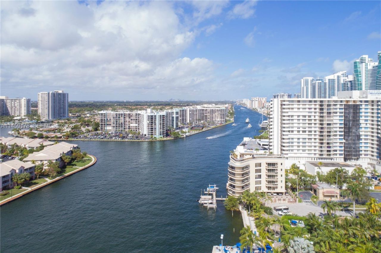 4010 S Ocean Dr, Unit R2206, Hollywood, FL 33019 Photo