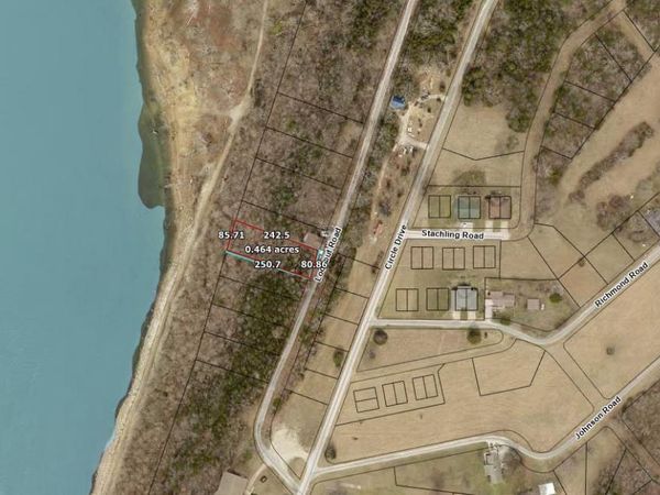 1 Lookout Drive, Forsyth, MO 65653