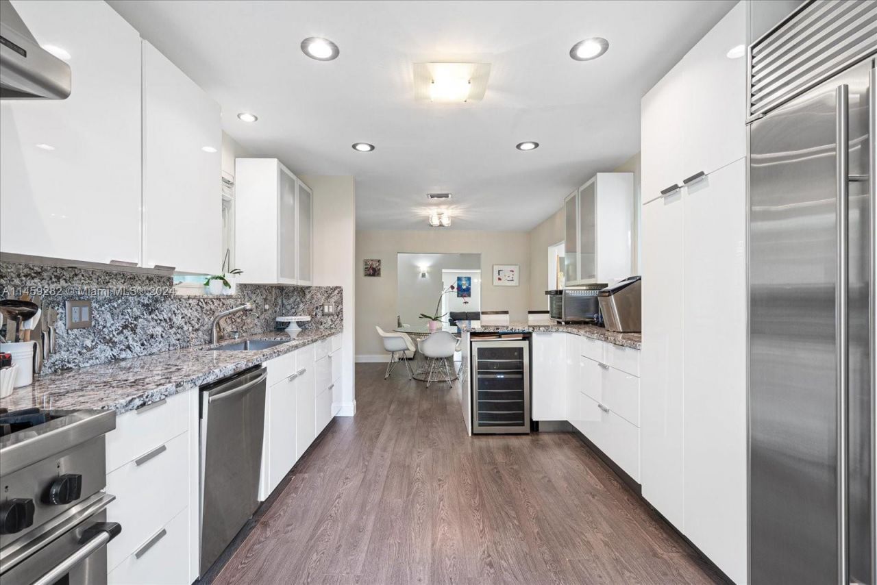 433 E Dilido Dr, Miami Beach, FL 33139 Photo