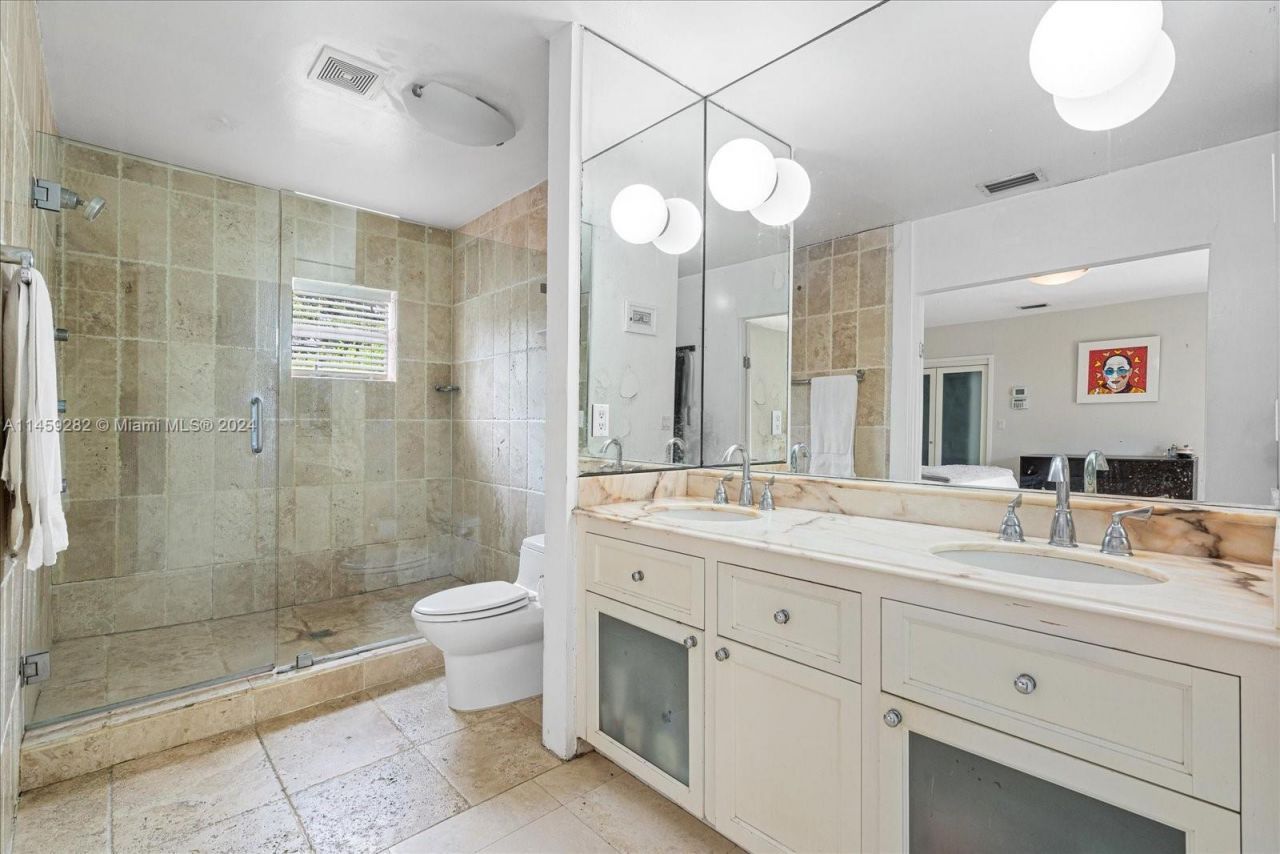 433 E Dilido Dr, Miami Beach, FL 33139 Photo