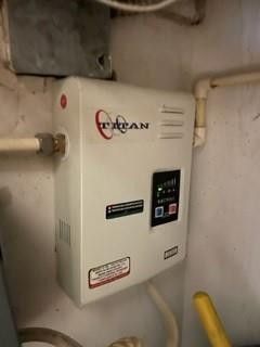 1400 Saint Charles Place, Unit 615, Pembroke Pines, FL 33026 Photo