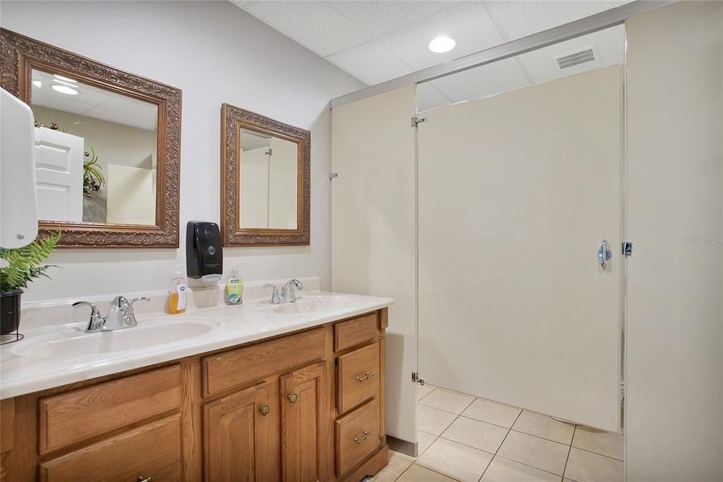 37143 Clinton Avenue, Dade City, FL 33525 Photo