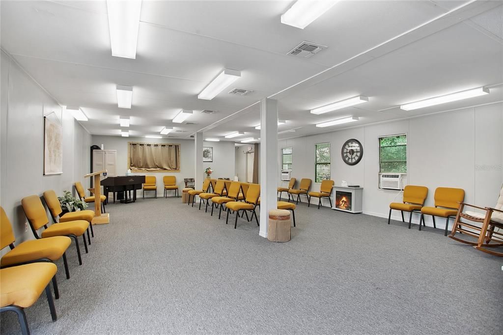 37143 Clinton Avenue, Dade City, FL 33525 Photo