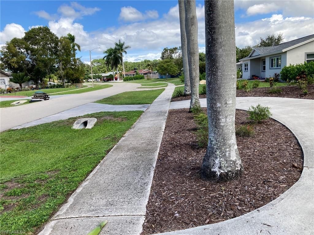 3338 Poinciana St, Naples, FL 34105 Photo