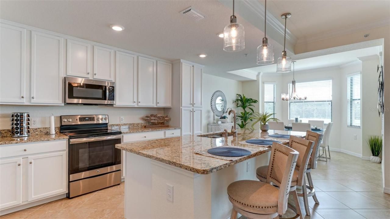 17108 Vardon Terrace, Unit 206, Bradenton, FL 34211 Photo