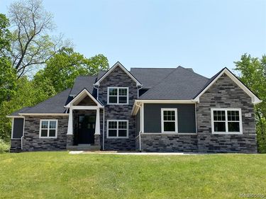 1 Brighton Road, Genoa Twp, MI 48116