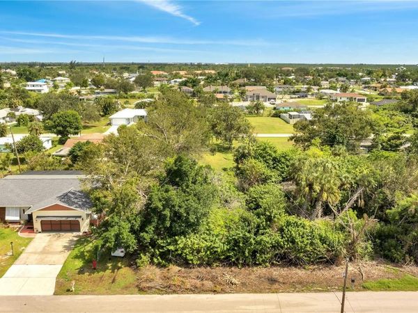 2720 POINCIANA COURT, PUNTA GORDA, FL 33950