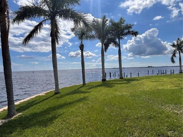 143 CREEK DRIVE SE, PORT CHARLOTTE, FL 33952