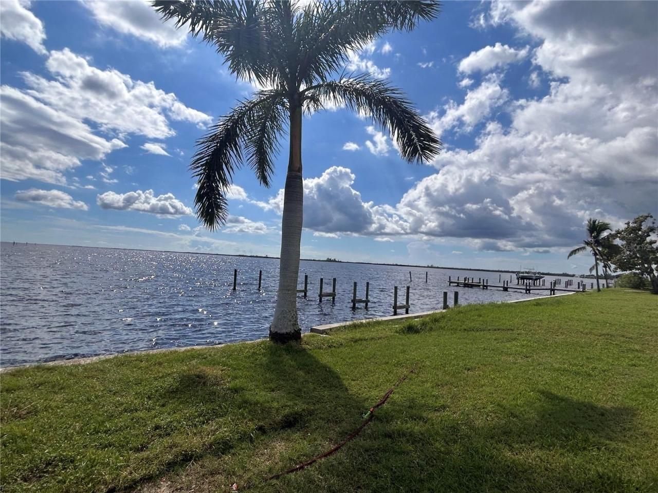 143 Creek Drive Se, Port Charlotte, FL 33952 Photo