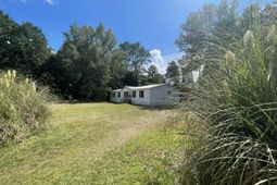 198 Dove Lane photo 4