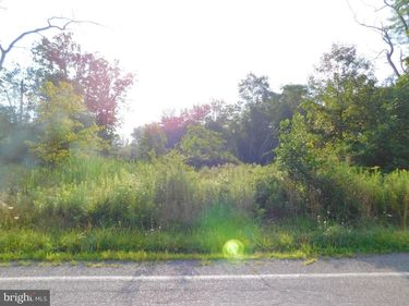 East LINCOLN DRIVE, TAMAQUA, PA 18252