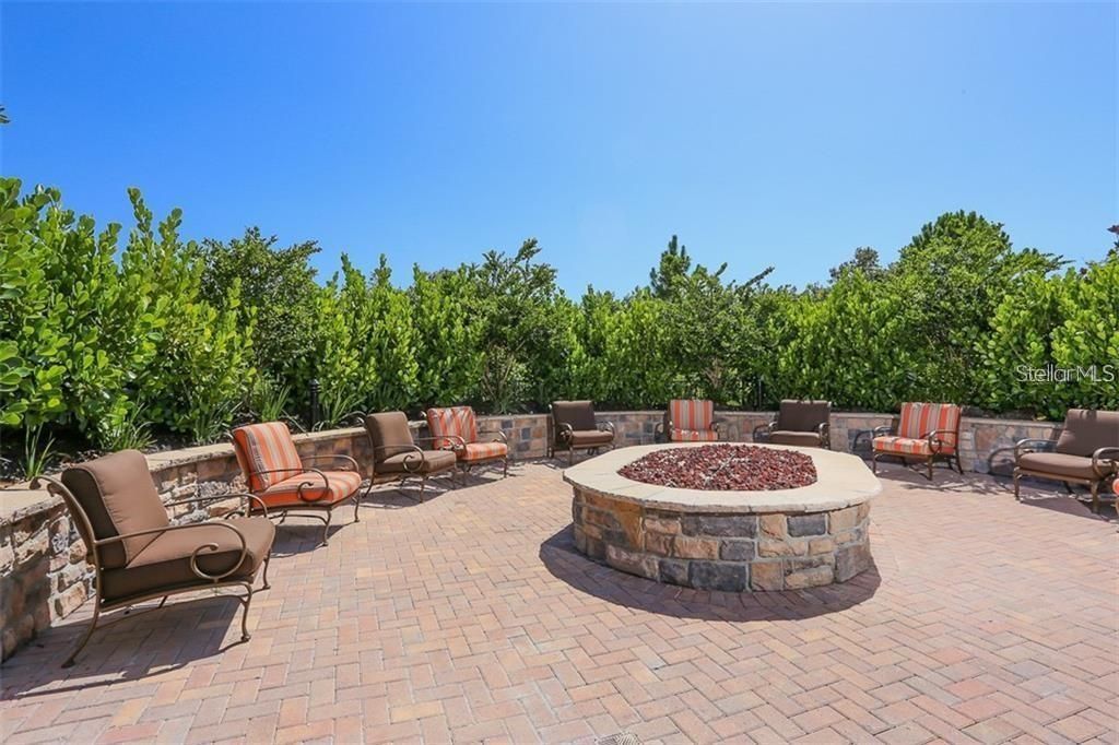 5729 Sunflower Circle, Sarasota, FL 34238 Photo