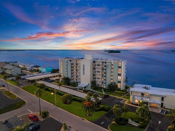 200 WOODETTE DRIVE, Unit TR-B (102W, DUNEDIN, FL 34698