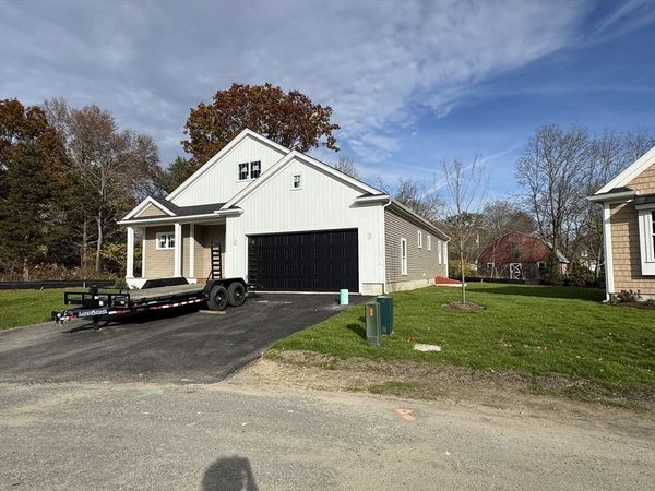 20 Coach Road, Easton, MA 02375