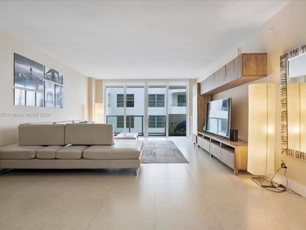 5601 Collins Ave, Unit 1514, Miami Beach, FL 33140