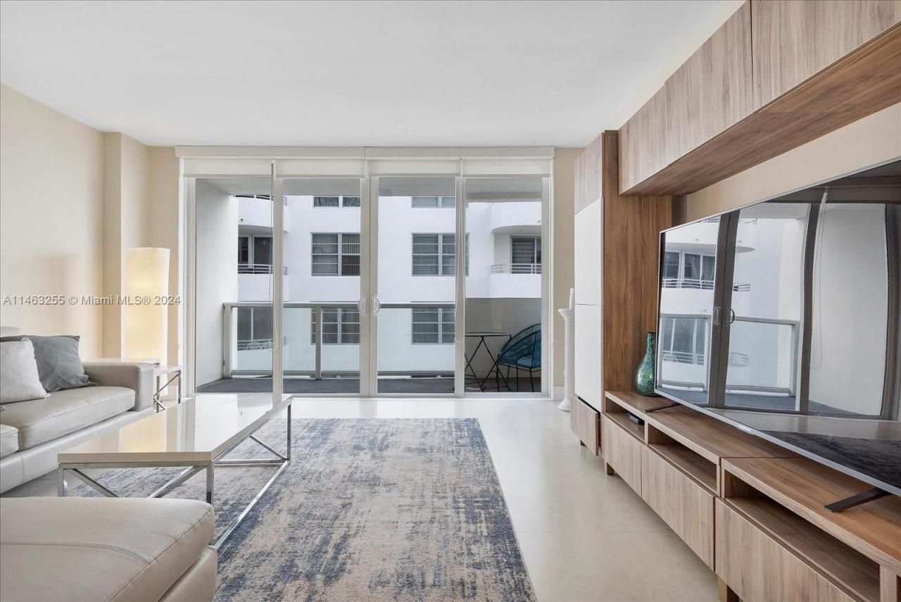 5601 Collins Ave, Unit 1514, Miami Beach, FL 33140 Photo