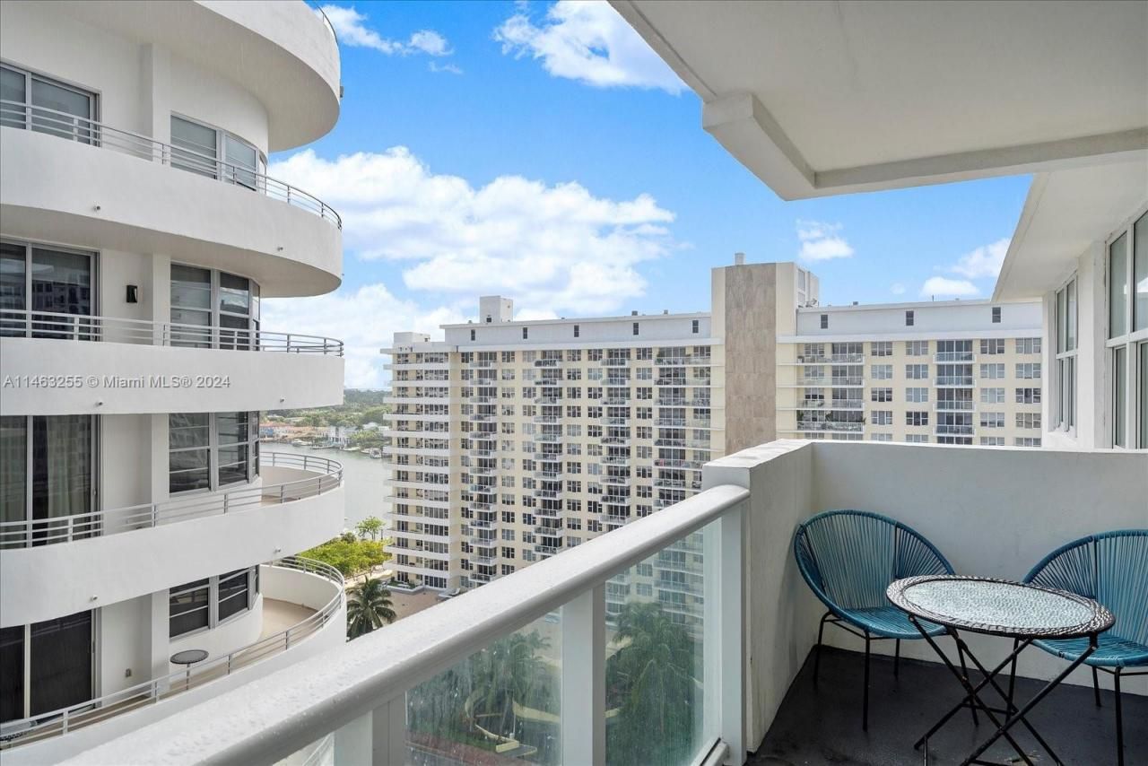 5601 Collins Ave, Unit 1514, Miami Beach, FL 33140 Photo