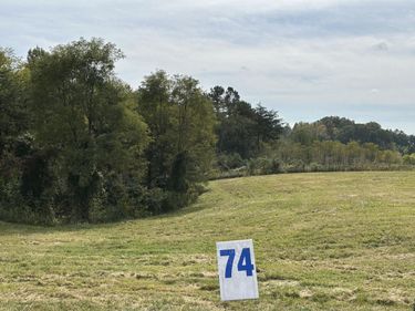 74 Bull Run, East Bernstadt, KY 40729