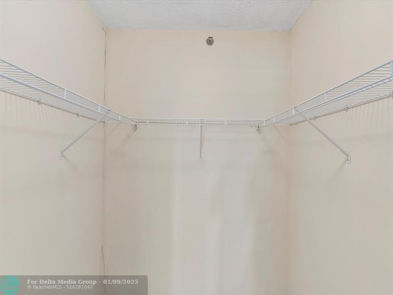 18260 N Bay Road, Unit 304, Sunny Isles Beach, FL 33160 Photo