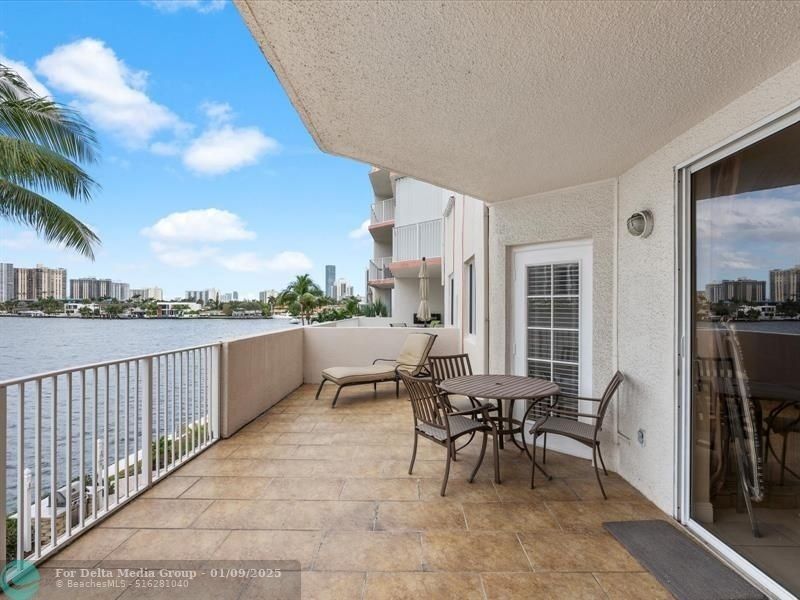 18260 N Bay Road, Unit 304, Sunny Isles Beach, FL 33160 Photo