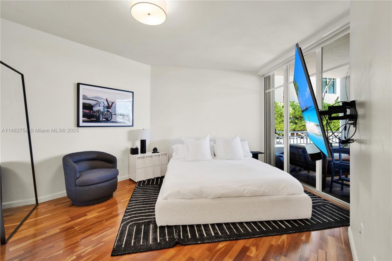 1 Century Ln, Unit 209, Miami Beach, FL 33139 Photo