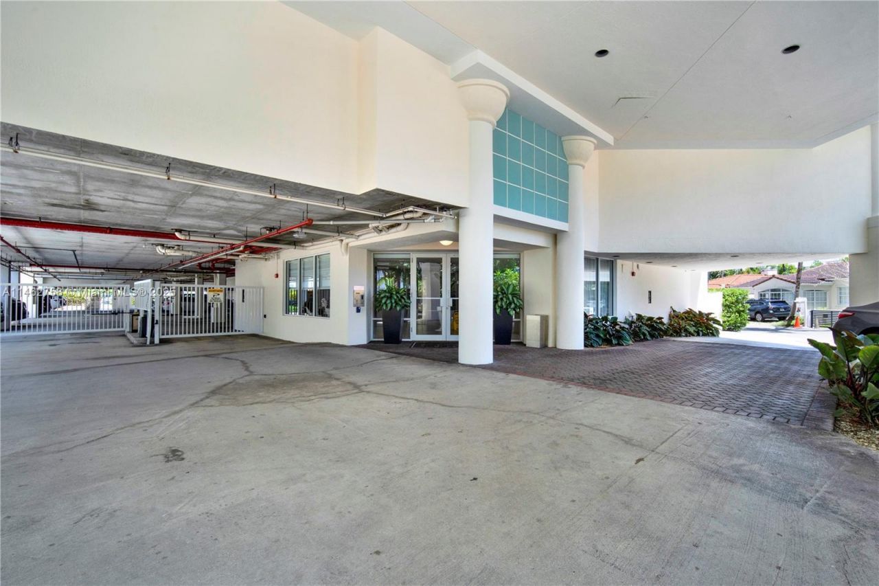 1 Century Ln, Unit 209, Miami Beach, FL 33139 Photo