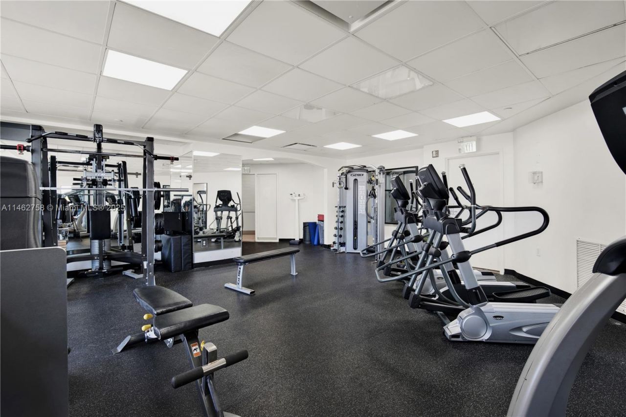 1 Century Ln, Unit 209, Miami Beach, FL 33139 Photo