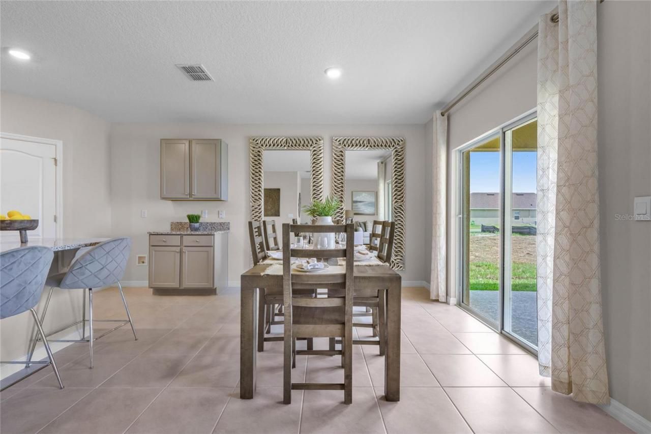 679 Lazio Circle, Debary, FL 32713 Photo